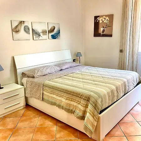 Casa Arco Della Pace Apartment *